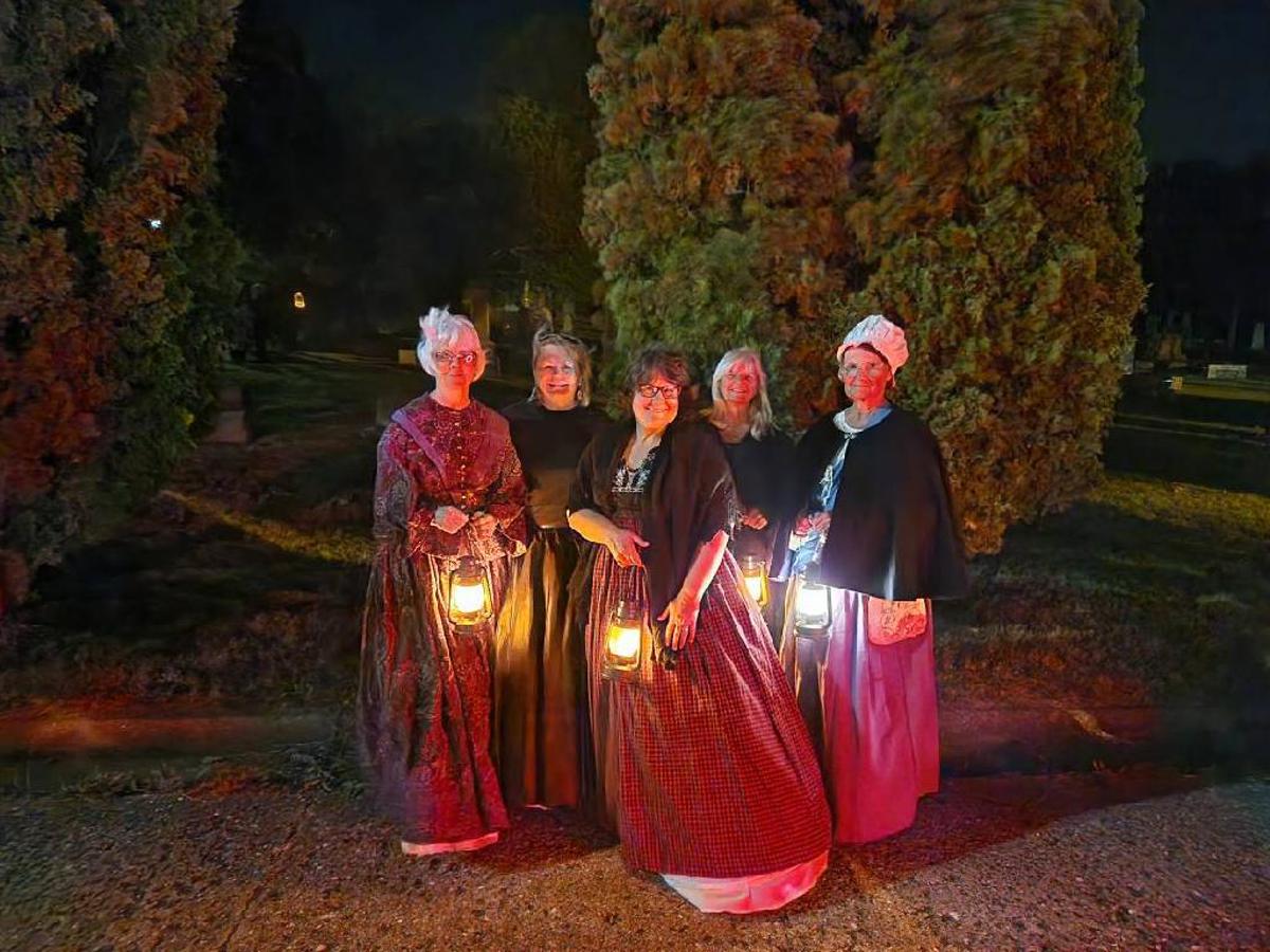 Featured image of Legends & Lores at the Cemetery